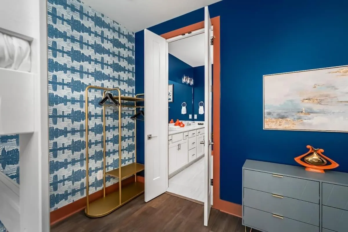 Chic Oasis 2 Miles From Dt - Pool Table - B-Dashy Nashville Holiday home